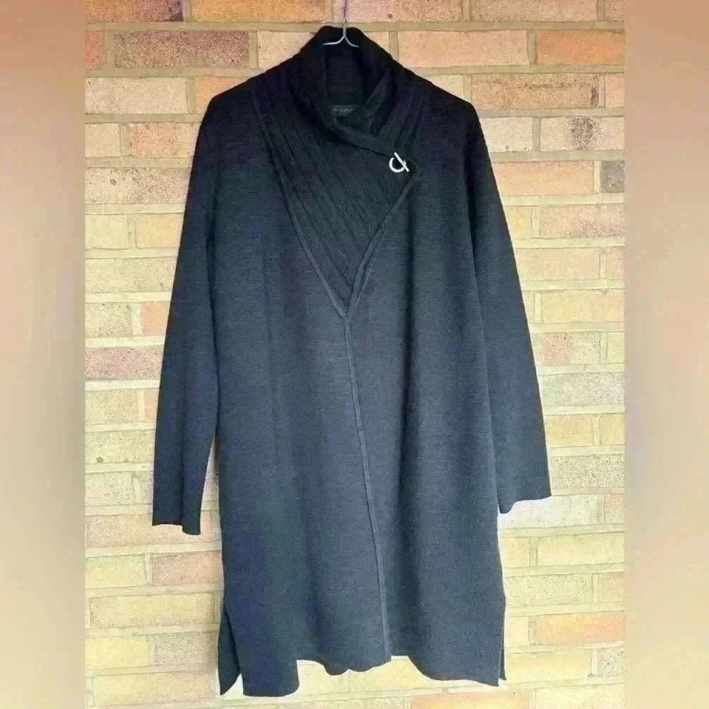 Donna Karan New York long sleeve high neck toggle button cardigan jacket